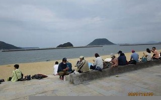 2011年11月29日(2011年11月29日多少岁)