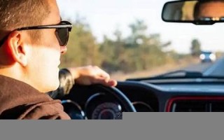 做梦梦见开车(做梦梦见开车车翻了)