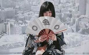 脱光衣服