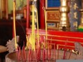 梦见上香(梦见上香和往香炉插香什么意思)